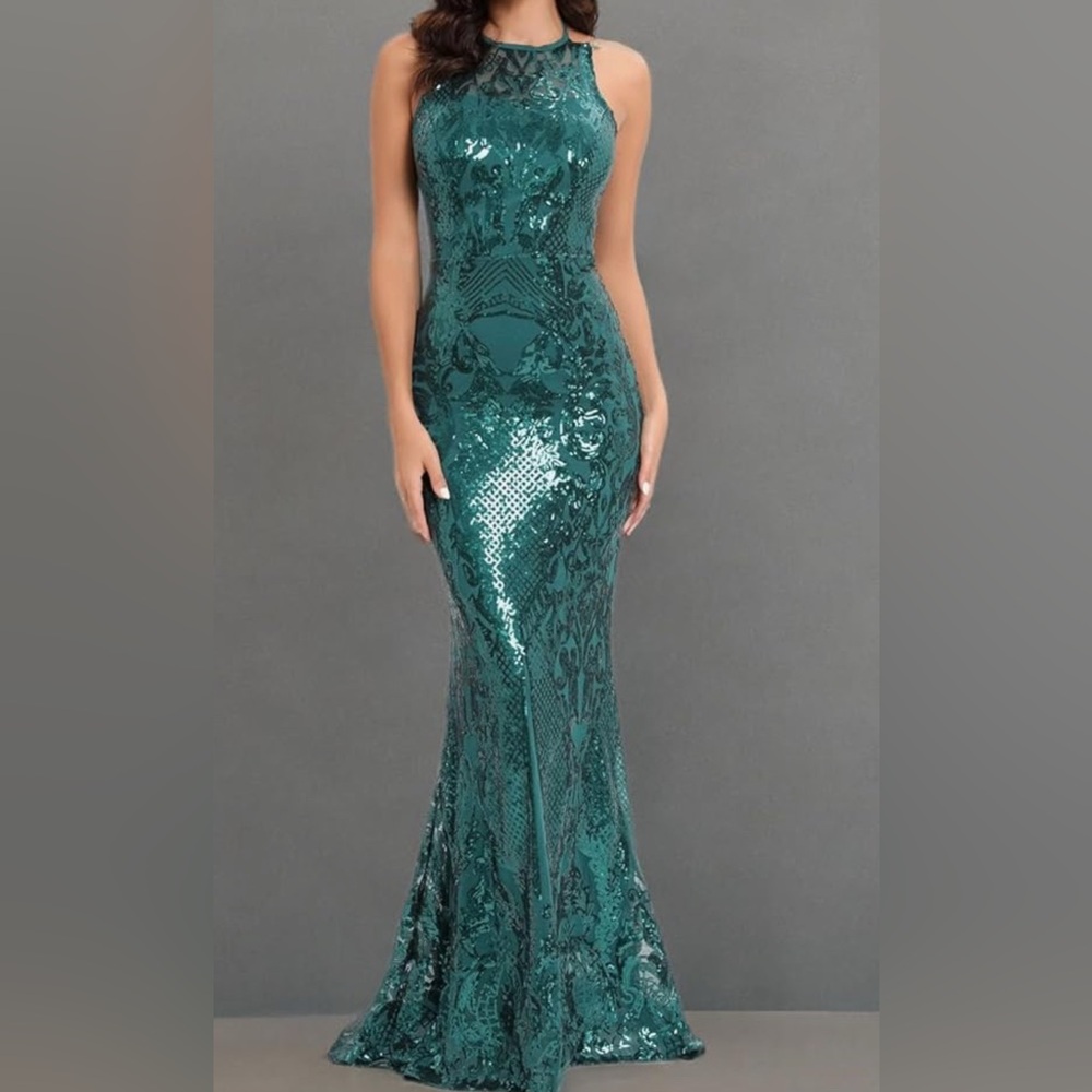 NWT Green lovely maxi Gown/Dress -never worn!